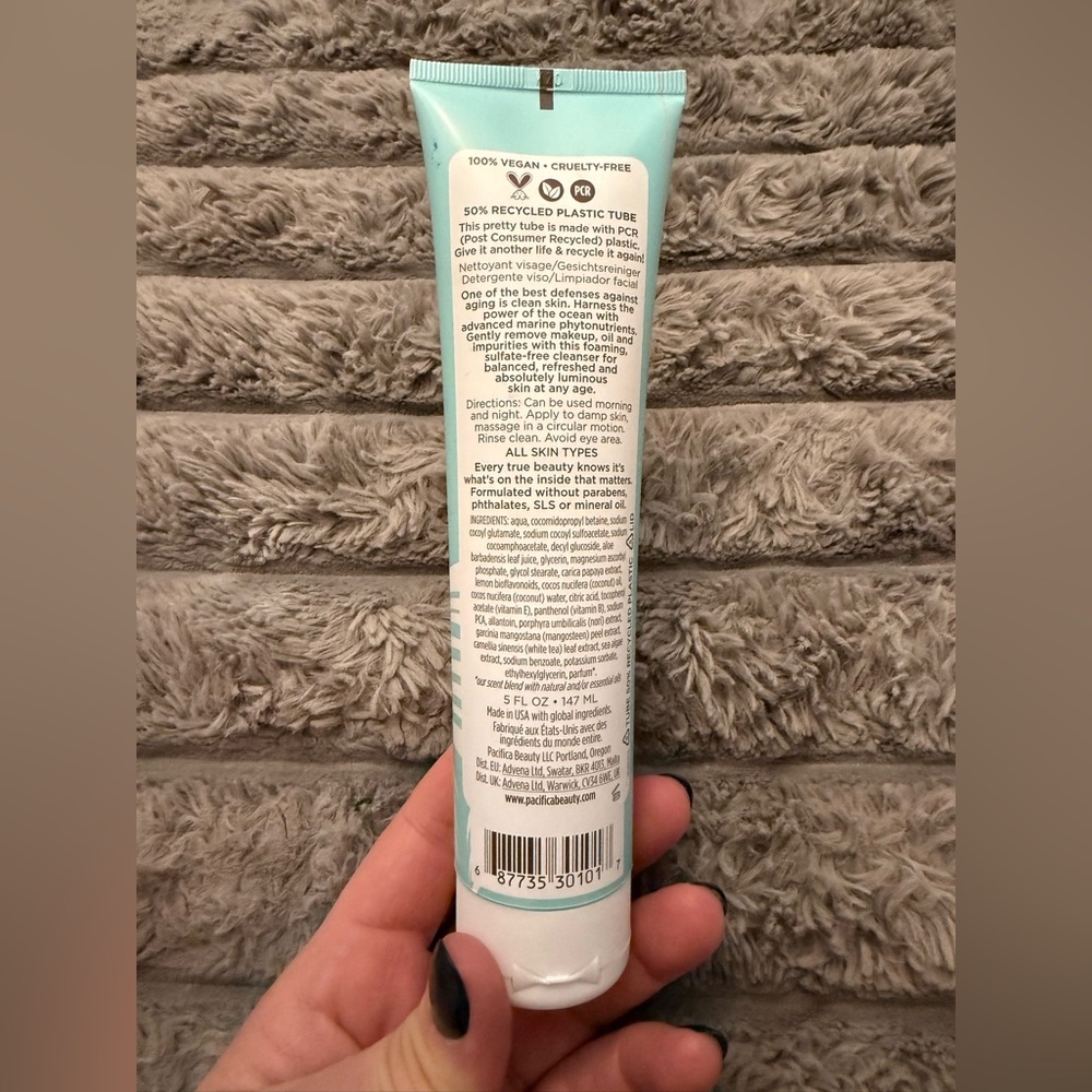 Pacifica Sea Foam Complete Face Wash - Picture 3 of 3